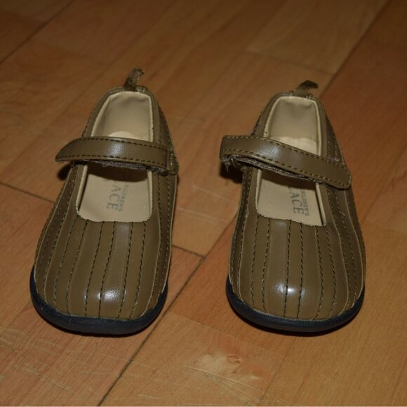 THE CHILDREN'S PLACE Baby Girls' Sz 5 Slip-On Mary Jane Dress Shoes - Picture 2 of 4